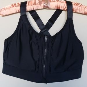 Fabletics Black Zipper Front Sports Bra Sz Large